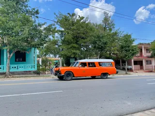 A good looking Colectivo from Viñales