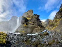 Photos and map with the most scenic waterfalls in Iceland
