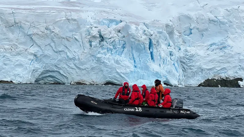 What To Expect From Zodiac Cruising In Antarctica